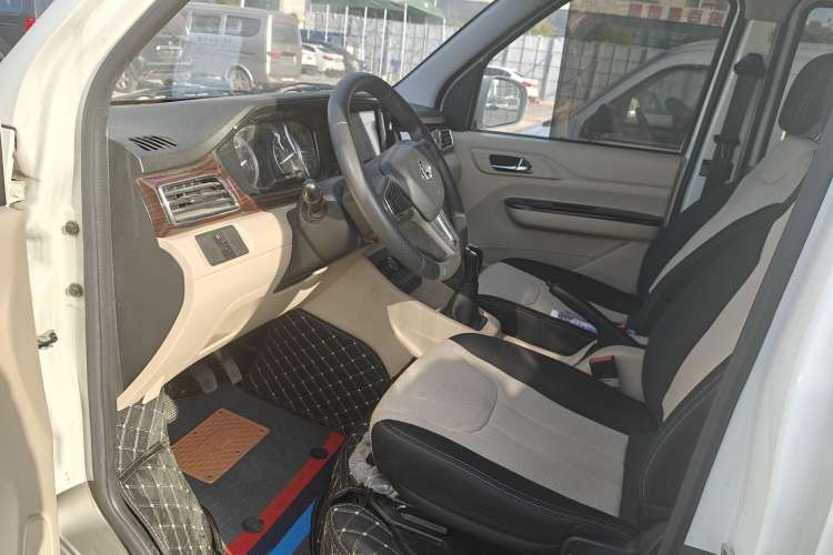 Used CHANGAN KUAYUE Xing V5 2021 1.5L Fortune-Attracting Edition Comfort Model JL473QH Interior 3