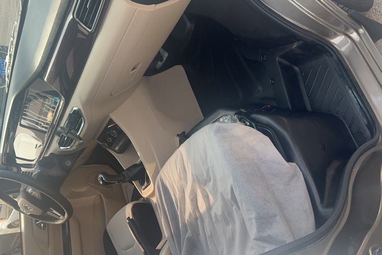 Used CHANGAN KUAYUE Xing V5 2021 1.5L Jinbao Edition Comfort Version JL473QH Interior 4