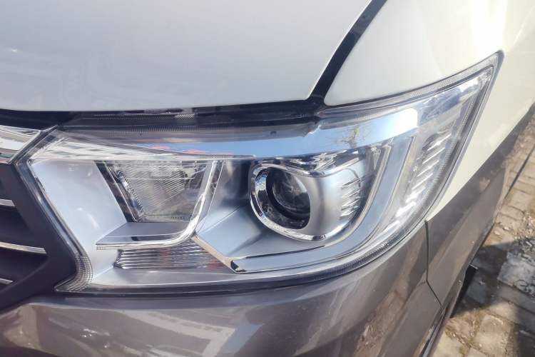 Used CHANGAN KUAYUE Xing V5 2021 1.5L Fortune-Attracting Edition Comfort Model JL473QH Left Front Headlight