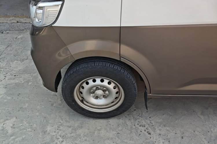 Used CHANGAN KUAYUE Xing V5 2021 1.5L Fortune-Attracting Edition Comfort Model JL473QH Left Front Wheel Hub