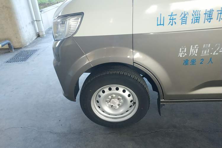 Used CHANGAN KUAYUE Xing V5 2021 1.5L Jinbao Edition Comfort Version JL473QH Left Front Wheel Hub