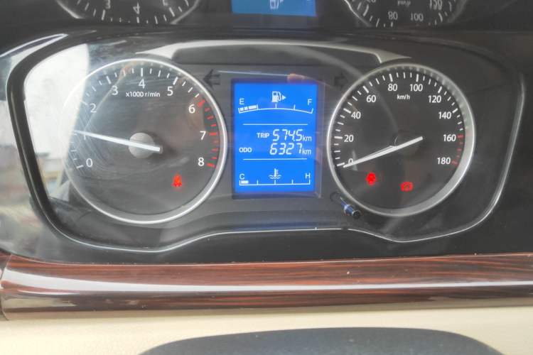 Used CHANGAN KUAYUE Xing V5 2021 1.5L Jinbao Edition Comfort Version JL473QH Odometer Close Up