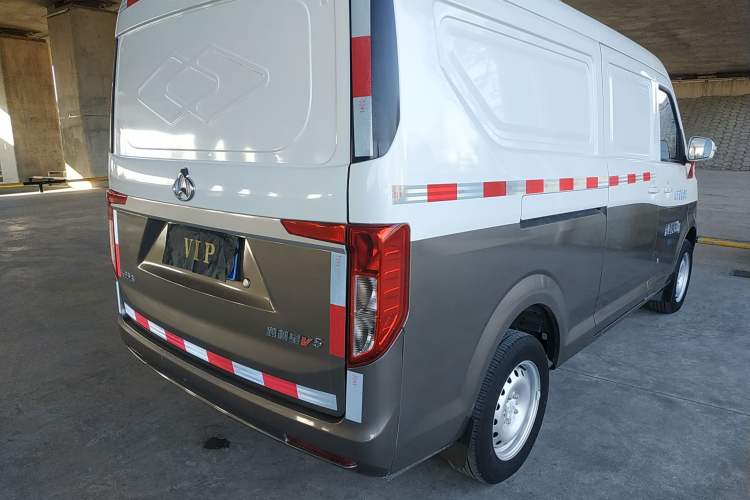 Used CHANGAN KUAYUE Xing V5 2021 1.5L Jinbao Edition Comfort Version JL473QH Right Rear Taillight