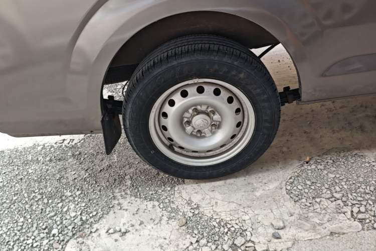 Used CHANGAN KUAYUE Xing V5 2021 1.5L Fortune-Attracting Edition Comfort Model JL473QH Right Rear Wheel Hub