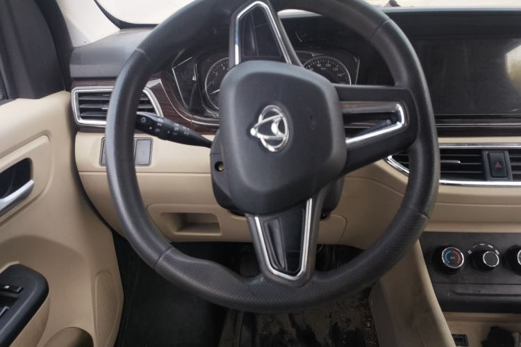 Used CHANGAN KUAYUE Xing V5 2021 1.6L Jinbao Edition Luxury Version DAM16KR Steering Wheel