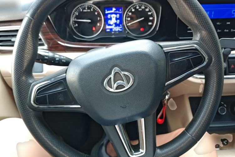 Used CHANGAN KUAYUE Xing V5 2021 1.5L Fortune-Attracting Edition Comfort Model JL473QH Steering Wheel