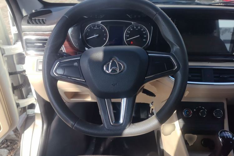 Used CHANGAN KUAYUE Xing V5 2021 1.5L Fortune-Attracting Edition Comfort Model JL473QH Steering Wheel