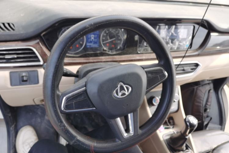 Used CHANGAN KUAYUE Xing V5 2021 1.6L Fortune-Attracting Edition Comfort Model DAM16KR Steering Wheel