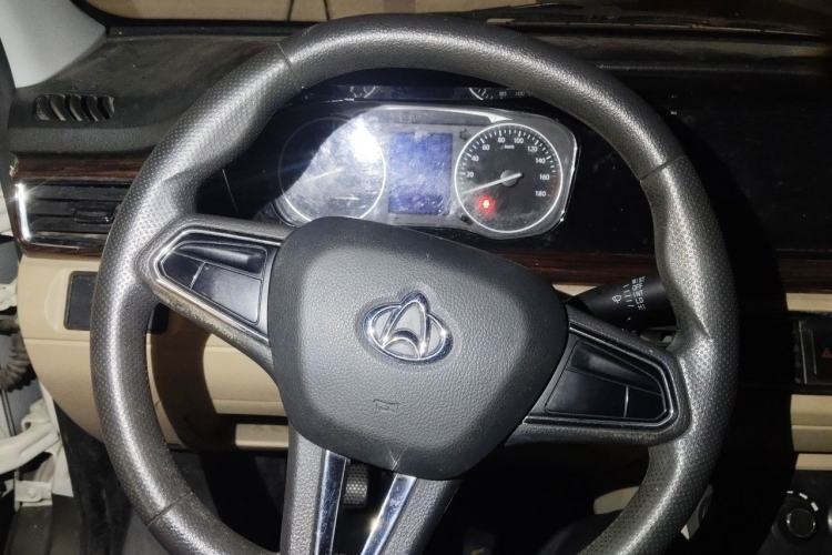 Used CHANGAN KUAYUE Xing V5 2021 1.6L Jinbao Edition Luxury Version DAM16KR Steering Wheel