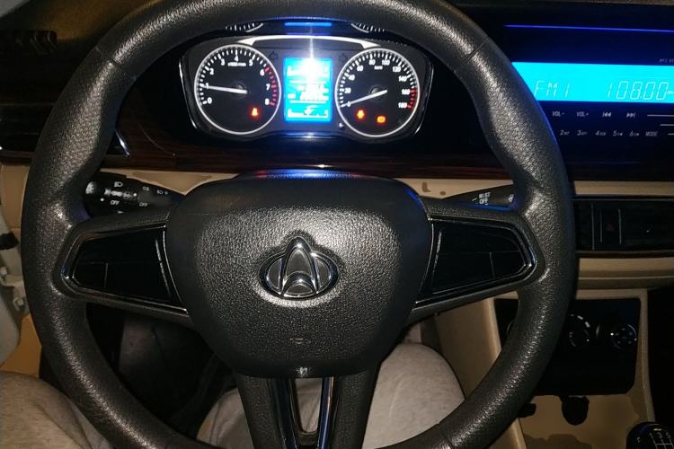 Used CHANGAN KUAYUE Xing V5 2021 1.5L Jinbao Edition Comfort Version JL473QH Steering Wheel