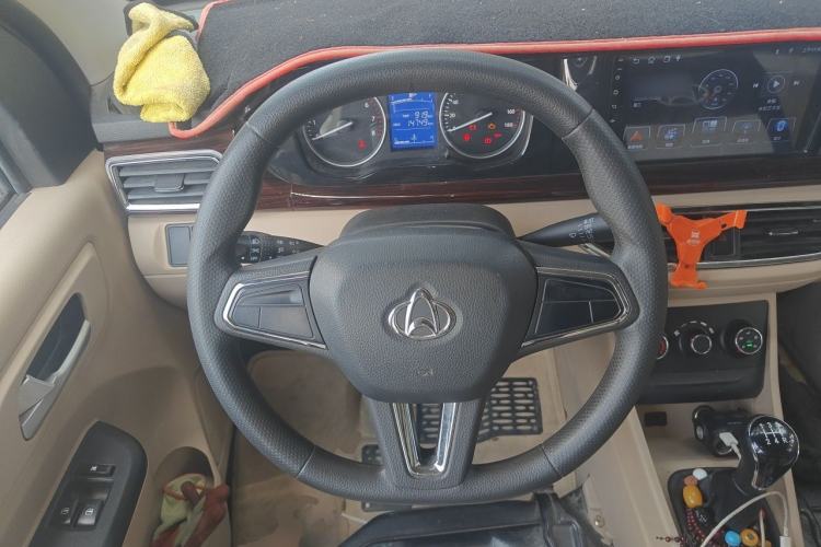 Used CHANGAN KUAYUE Xing V5 2021 1.6L Jinbao Edition Comfort Version DAM16KR Steering Wheel