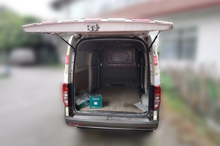 Used CHANGAN KUAYUE Xing V5 2021 1.6L Jinbao Edition Luxury Version DAM16KR Trunk