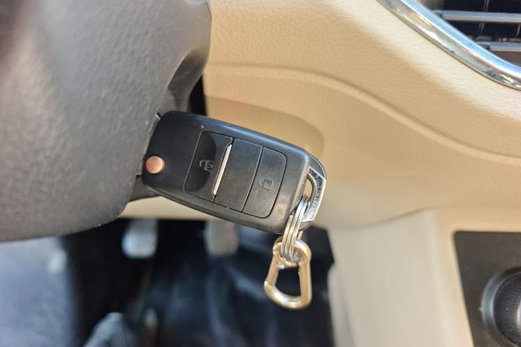 Used CHANGAN KUAYUE Xing V5 2021 1.6L Jinbao Edition Luxury Version DAM16KR Vehicle Key