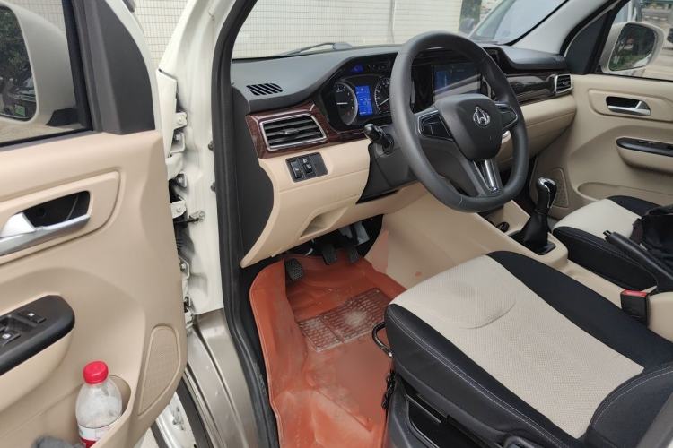 Used CHANGAN KUAYUE Xing V5 2022 1.5L Comfort-Grade 5-7 Seater Passenger Vehicle JL473QH Driver Seat
