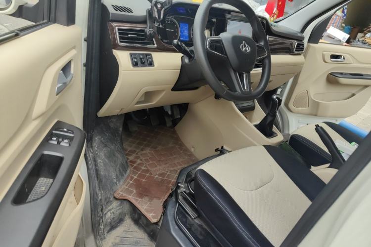 Used CHANGAN KUAYUE Xing V5 2022 1.5L Luxury 5-7 Seater Passenger Vehicle JL473QH Driver Seat