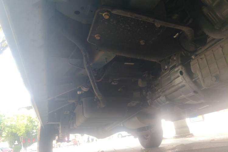 Used CHANGAN KUAYUE Xing V5 2022 1.5L Comfort-Grade 5-7 Seater Passenger Vehicle JL473QH Chassis Front Right