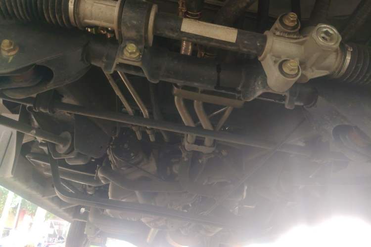 Used CHANGAN KUAYUE Xing V5 2022 1.5L Comfort-Grade 5-7 Seater Passenger Vehicle JL473QH Chassis Front