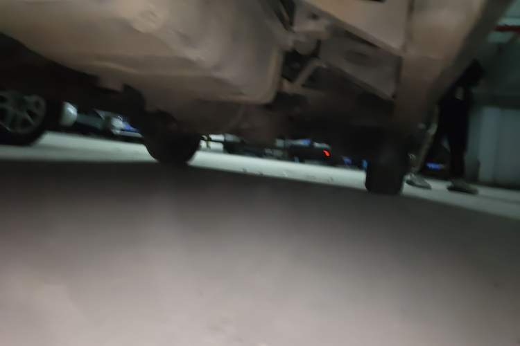 Used CHANGAN KUAYUE Xing V5 2022 1.5L Luxury 5-7 Seater Passenger Vehicle JL473QH Chassis Rear Right