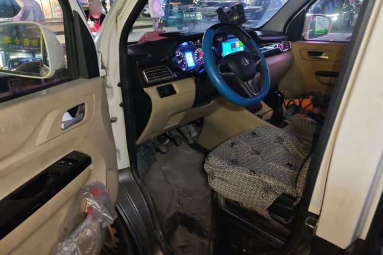 Used CHANGAN KUAYUE Xing V5 2022 1.5L Luxury 5-7 Seater Passenger Vehicle JL473QH Driver Seat