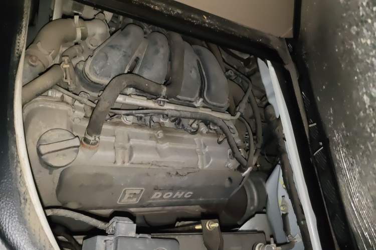 Used CHANGAN KUAYUE Xing V5 2022 1.5L Luxury 5-7 Seater Passenger Vehicle JL473QH Engine Bay
