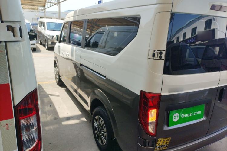 Used CHANGAN KUAYUE Xing V5 2022 1.5L Comfort-Grade 5-7 Seater Passenger Vehicle JL473QH Exterior 3