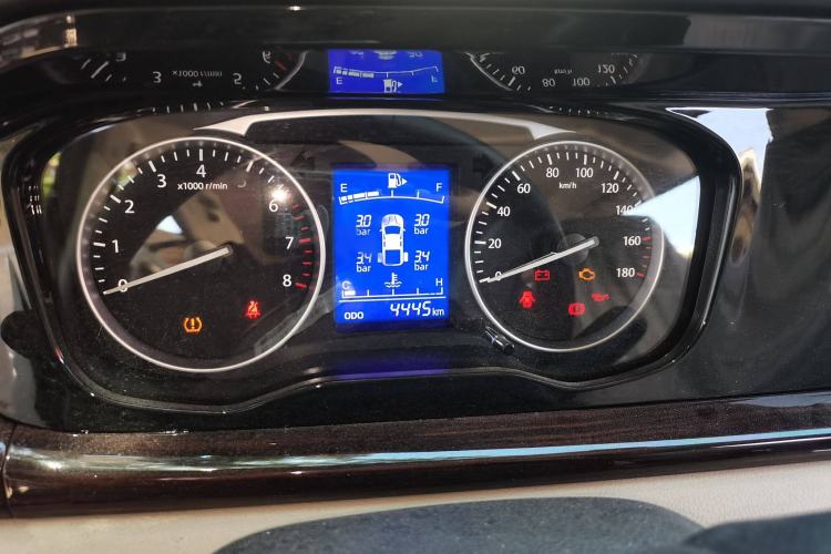 Used CHANGAN KUAYUE Xing V5 2022 1.5L Enjoyment Model 5-7 Seater Passenger Vehicle JL473QH Instrument Cluster