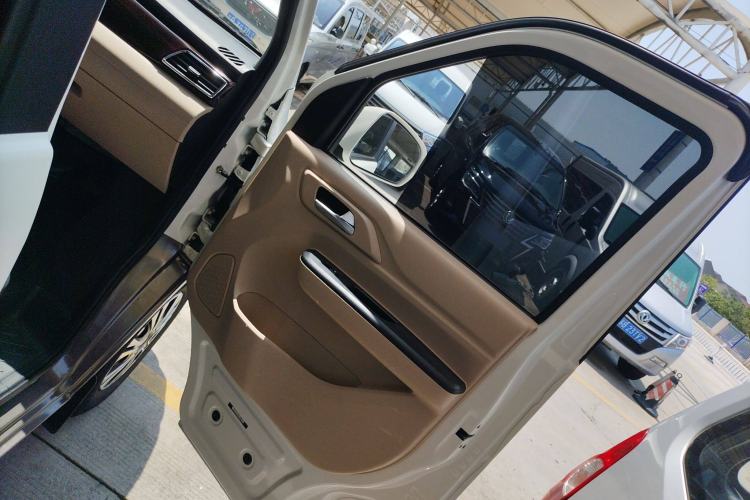 Used CHANGAN KUAYUE Xing V5 2022 1.5L Comfort-Grade 5-7 Seater Passenger Vehicle JL473QH Interior 5