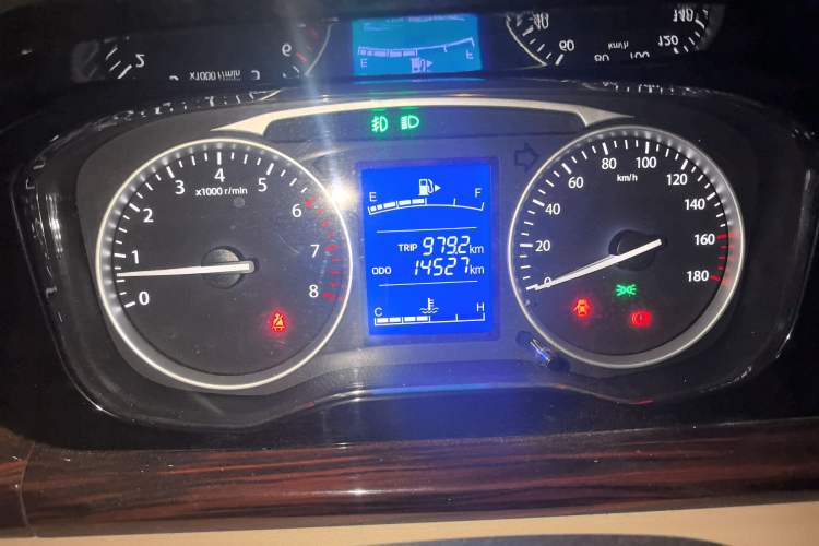 Used CHANGAN KUAYUE Xing V5 2022 1.5L Enjoyment Model 5-7 Seater Passenger Vehicle JL473QH Odometer Close Up