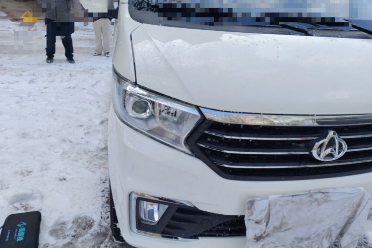 Used CHANGAN KUAYUE Xing V5 2022 1.5L Comfort-Grade 5-7 Seater Passenger Vehicle JL473QH Right Front Headlight
