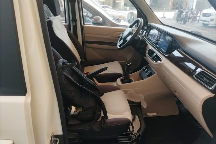 Used CHANGAN KUAYUE Xing V5 2022 1.5L Comfort-Grade 5-7 Seater Passenger Vehicle JL473QH Right Front Seat