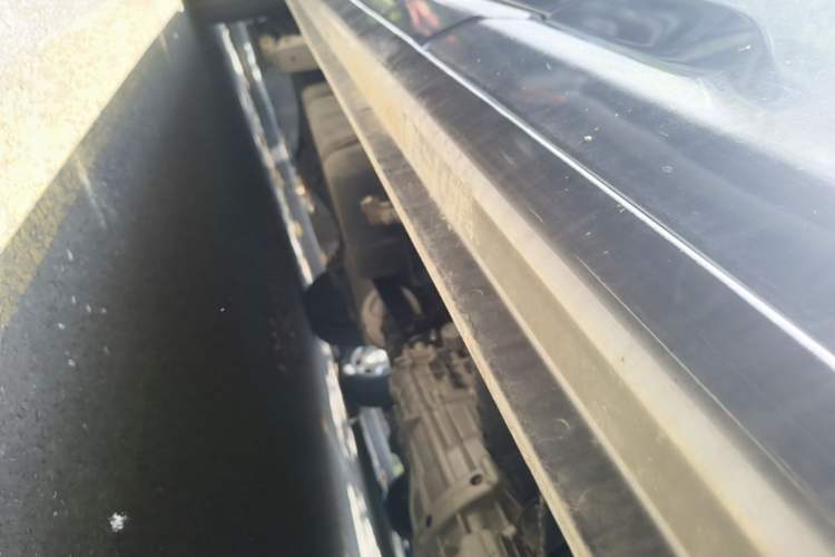 Used CHANGAN KUAYUE Xing V5 2022 1.5L Comfort-Grade 5-7 Seater Passenger Vehicle JL473QH Right Side Sill