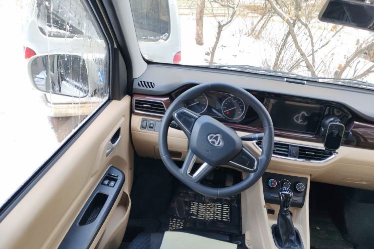 Used CHANGAN KUAYUE Xing V5 2022 1.5L Comfort-Grade 5-7 Seater Passenger Vehicle JL473QH Steering Wheel