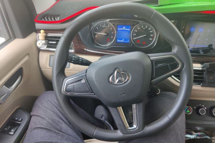 Used CHANGAN KUAYUE Xing V5 2022 1.5L Luxury 5-7 Seater Passenger Vehicle JL473QH Steering Wheel