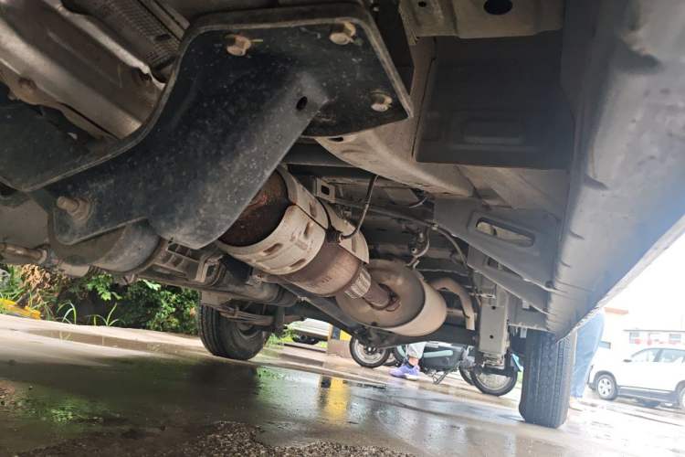 Used CHANGAN KUAYUE Xing V5  Chassis Front Left