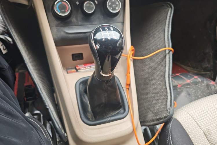 Used CHANGAN KUAYUE Xing V5  Gear Lever