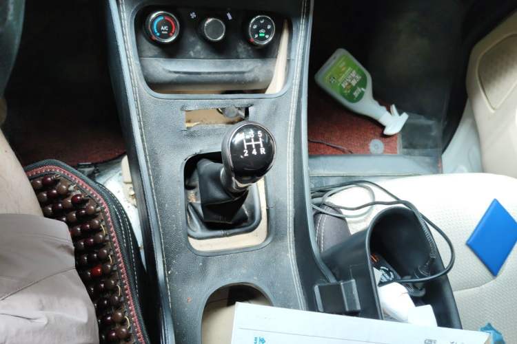 Used CHANGAN KUAYUE Xing V5  Gear Lever