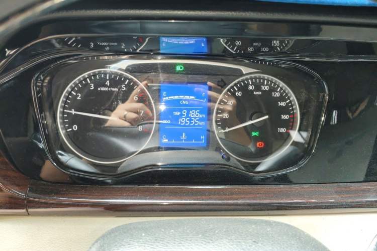 Used CHANGAN KUAYUE Xing V5  Instrument Cluster