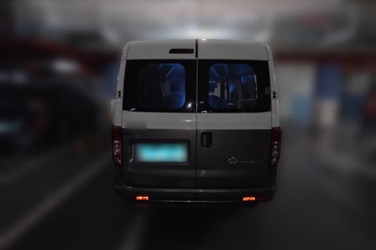 Used CHANGAN KUAYUE Xing V5 2026 Model 1.5L Enjoyment 6-Seater Bus Rear