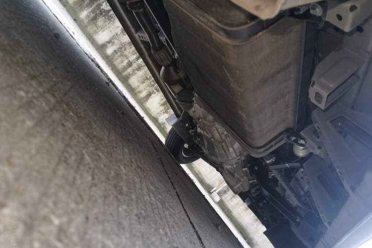 Used CHANGAN KUAYUE Xing V5 2026 Model 1.5L Comfort 2-Seater Van Chassis Rear Right
