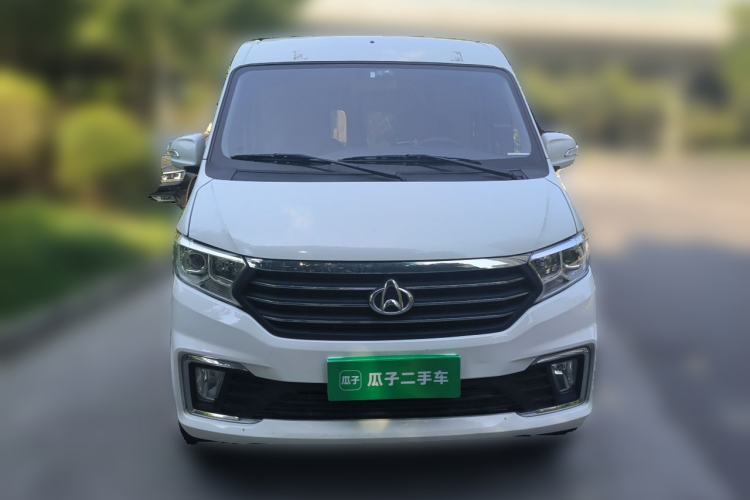 Used CHANGAN KUAYUE Xing V5 2026 Model 1.6L Comfortable 6-Seater Passenger Vehicle Front