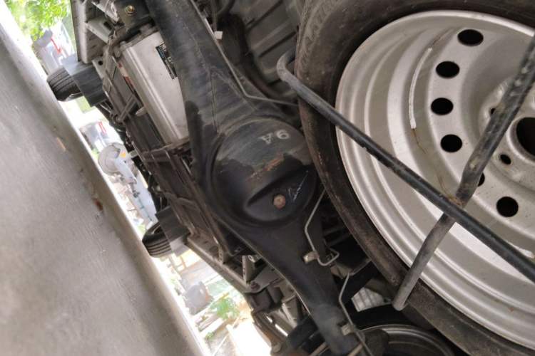 Used CHANGAN KUAYUE Xing V5 EV 2021 Luxury 6-Seater Passenger Bus with Lingdian System Chassis Rear
