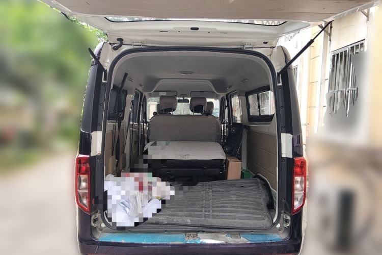 Used CHANGAN KUAYUE Xing V5 EV 2021 Luxury 6-Seater Passenger Bus with Lingdian System Trunk