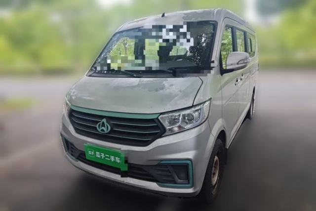Used CHANGAN KUAYUE Xing V5 EV 2021 Luxury 6-Seater Passenger Bus with Lingdian System