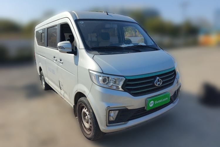 Used CHANGAN KUAYUE Xing V5 EV 2021 Luxury 6-Seater Passenger Bus with Lingdian System Exterior 2