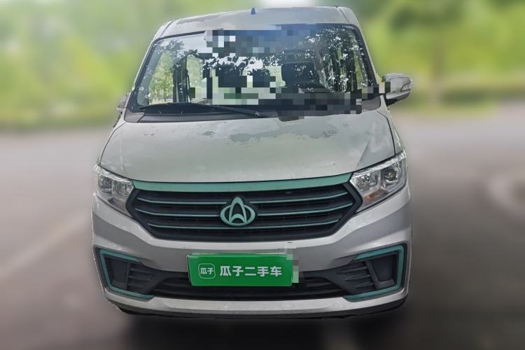 Used CHANGAN KUAYUE Xing V5 EV 2021 Luxury 6-Seater Passenger Bus with Lingdian System Front