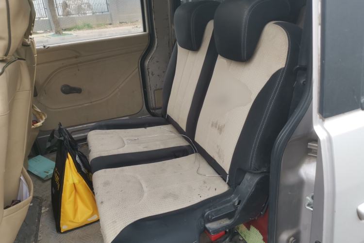 Used CHANGAN KUAYUE Xing V5 EV 2021 Luxury 7-Seater Passenger Van with Lingdian System Left Rear Seat