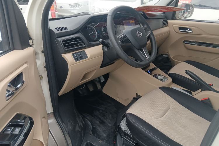 Used CHANGAN KUAYUE Xing V5 EV 2021 Luxury 6-Seater Passenger Bus with Lingdian System Driver Seat