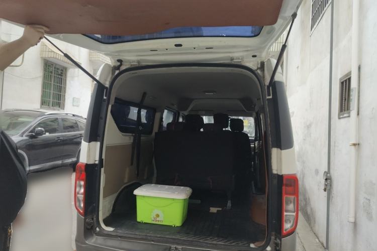 Used CHANGAN KUAYUE Xing V5 EV 2021 Luxury 6-Seater Passenger Bus with Lingdian System Trunk