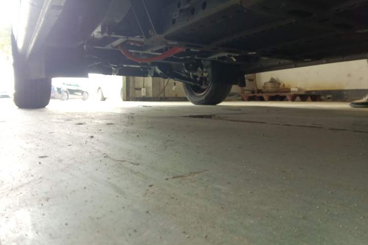 Used CHANGAN KUAYUE Xing V5 EV 2022 7-Seater Passenger Vehicle Chassis Front Left