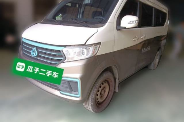 Used CHANGAN KUAYUE Xing V5 EV 2022 7-Seater Passenger Vehicle